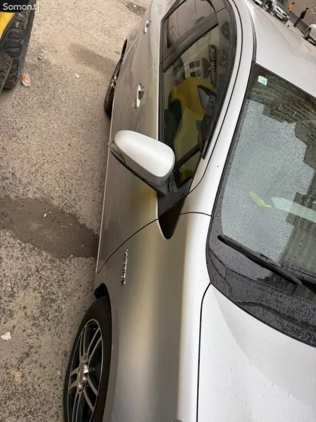 Toyota Aqua 2014 · 1.5 AT