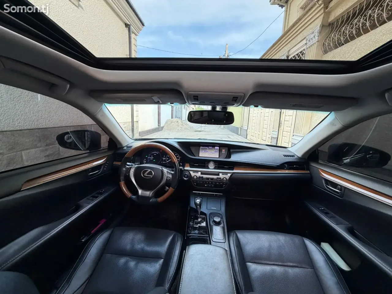 Lexus ES series 2014 · 3.0 AT