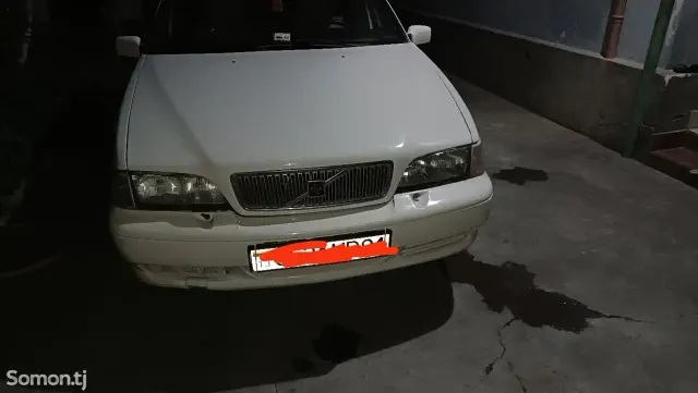 Volvo S70 1998 · 2.4 MT