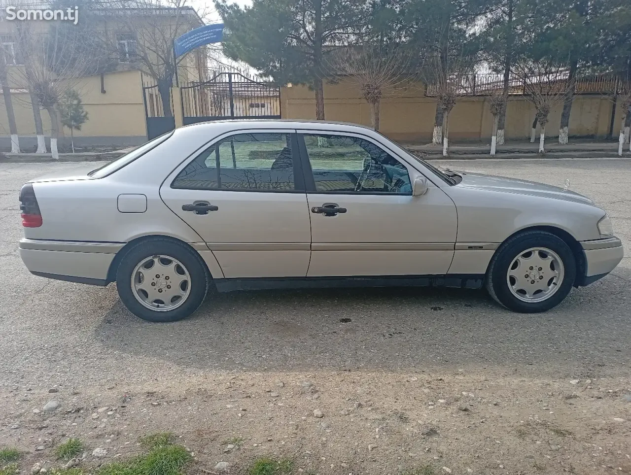 Mercedes-Benz C class 1994 · 1.8 AT