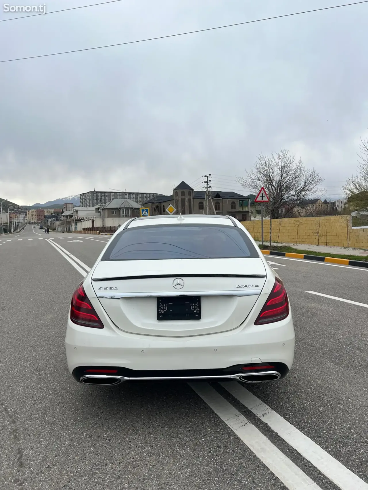 Mercedes-Benz S class 2015 · 4.7 AT