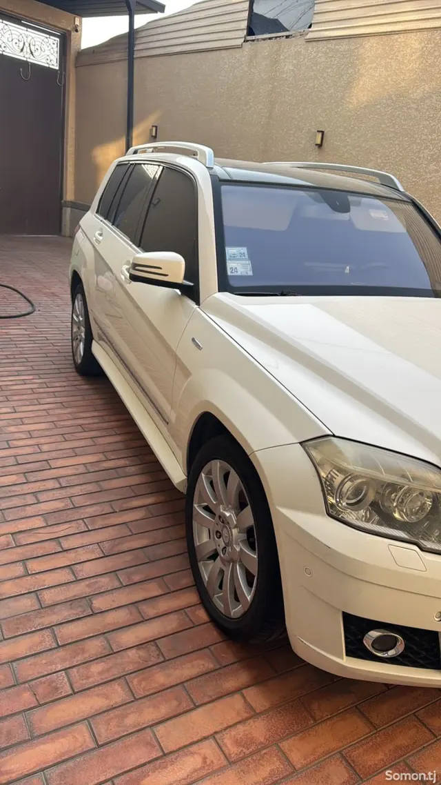 Mercedes-Benz GLK class 2011 · 2.2 AT