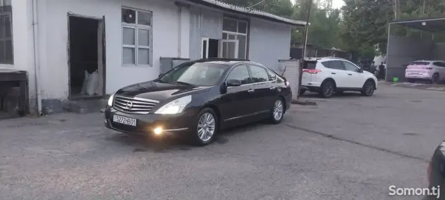 Nissan Teana 2012 · 2.4 AT