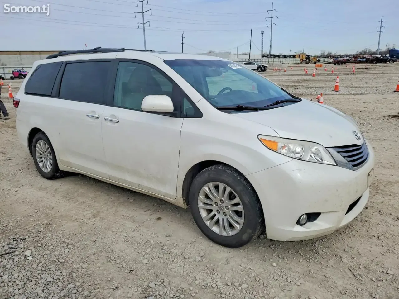Toyota Sienna 2015 · 3.5 AT
