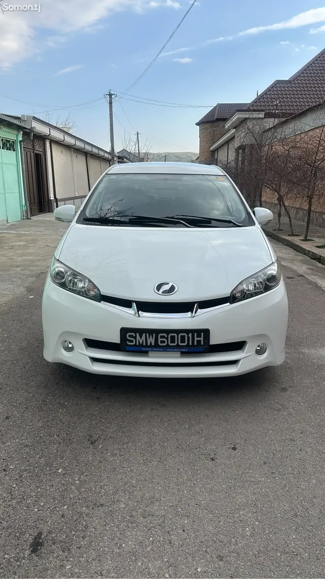 Toyota Wish 2014 · 2.0 AT