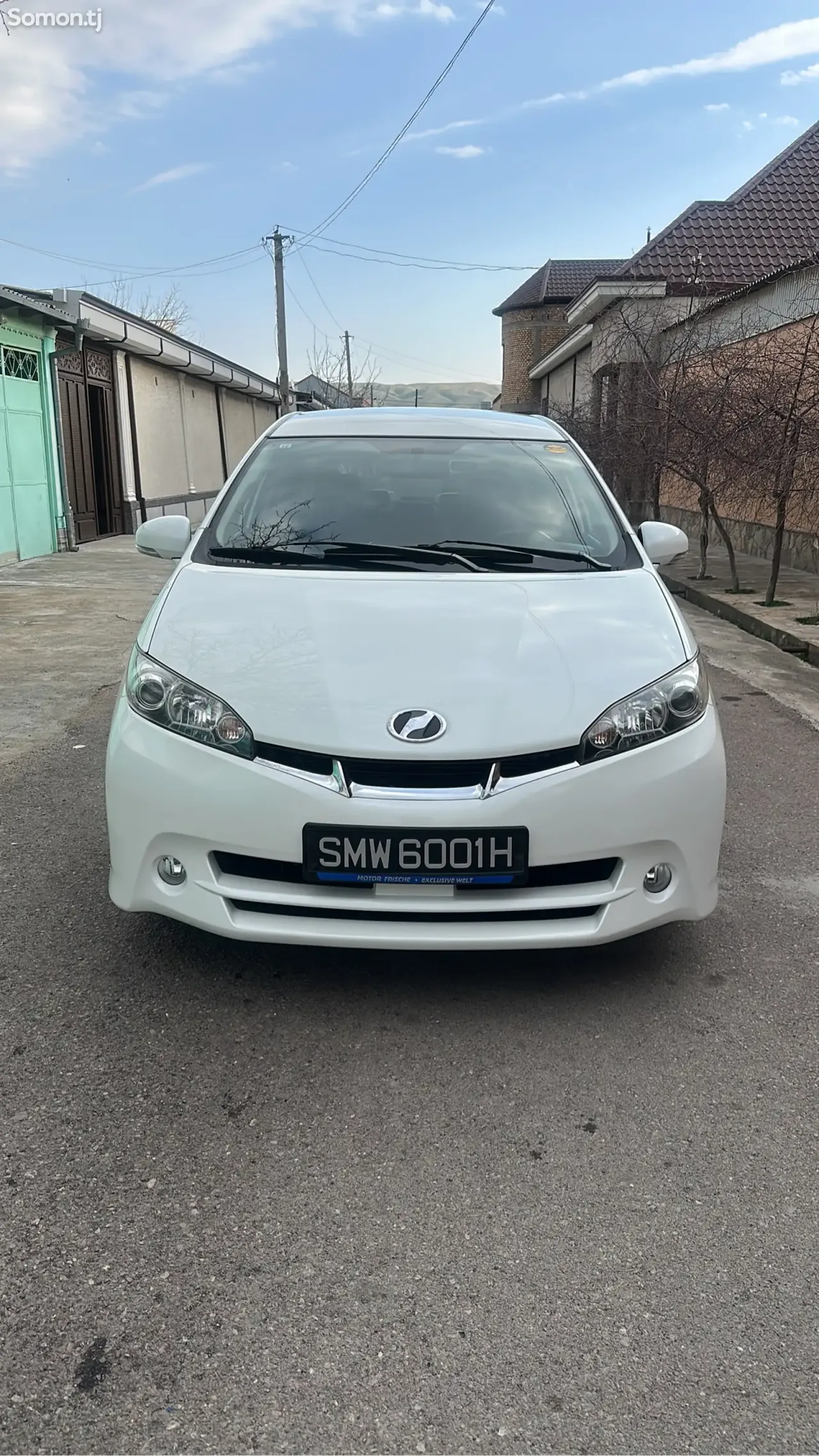 Toyota Wish 2014 · 2.0 AT