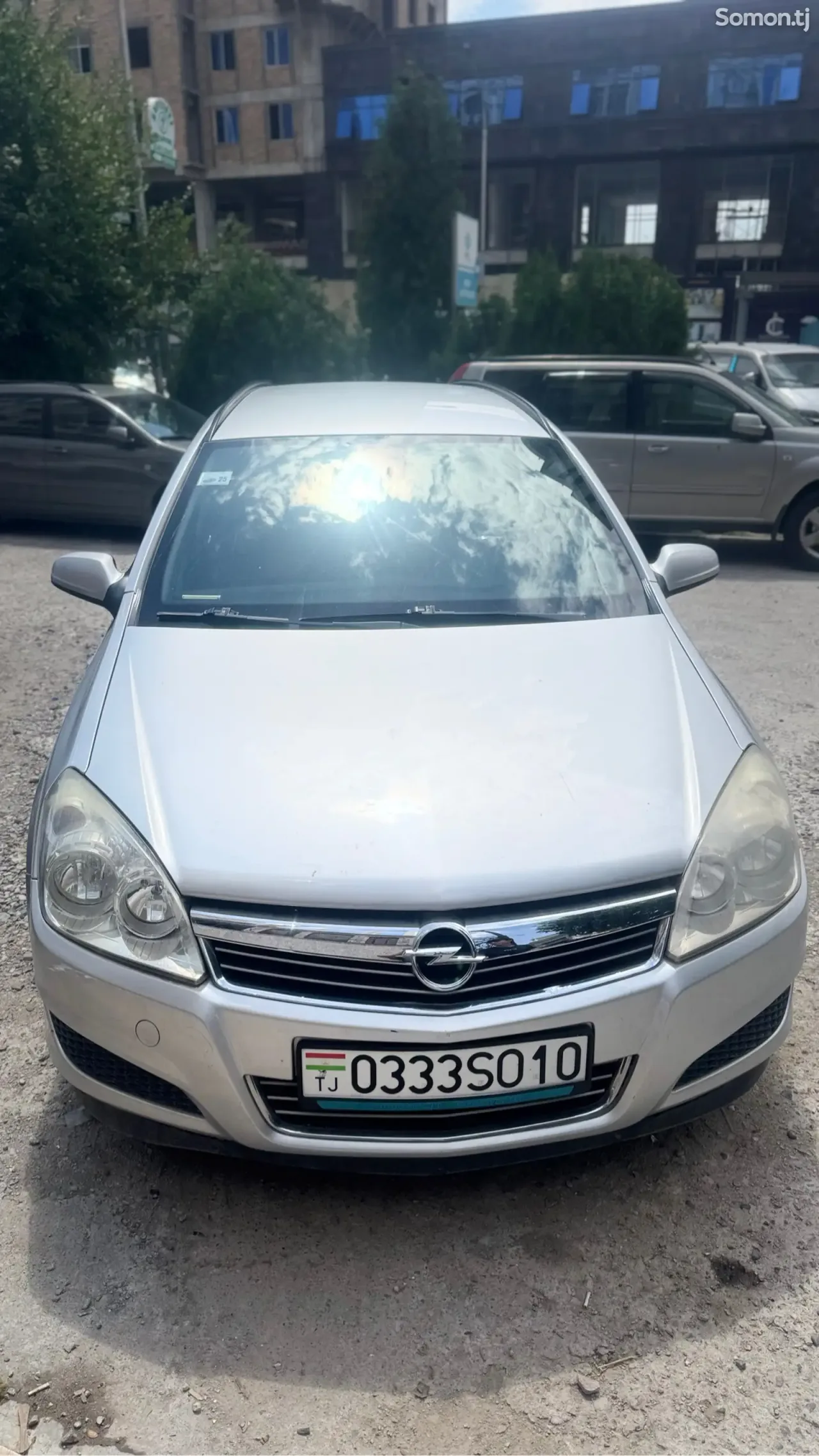 Opel Astra H 2009 · 1.6 MT
