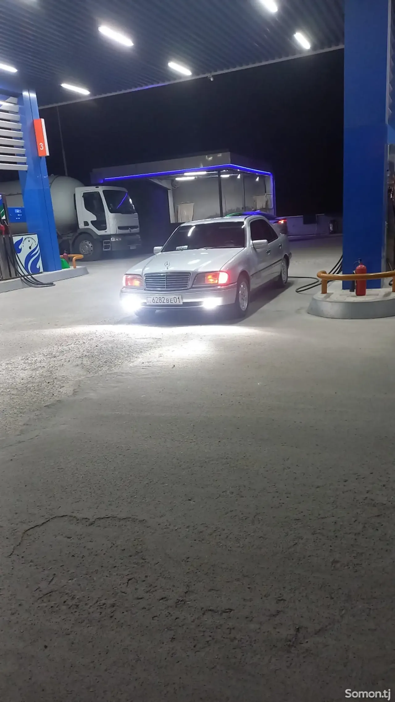 Mercedes-Benz C class 1996 · 2.0 MT