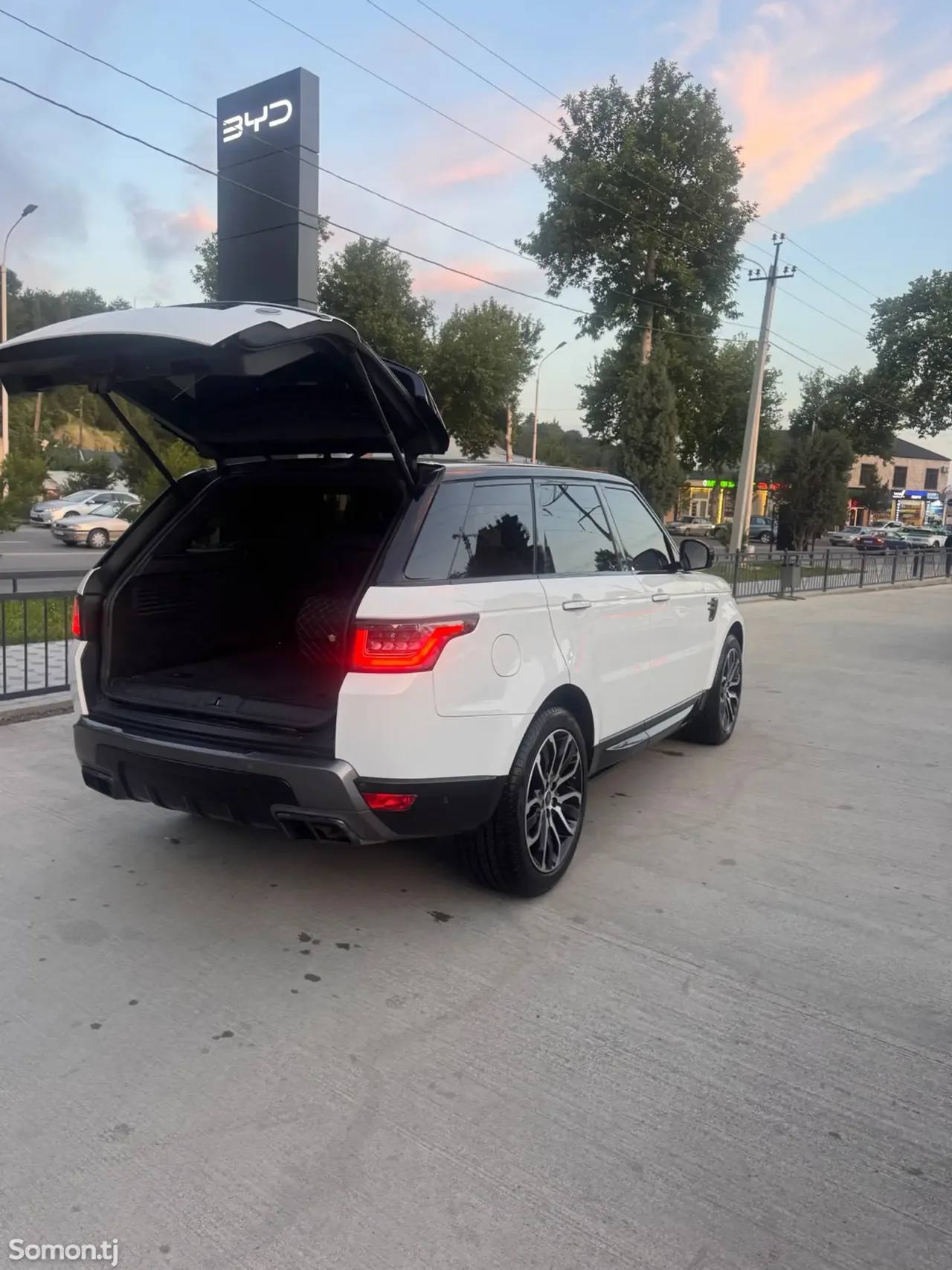 Land Rover Range Rover Sport 2020 · 3.0 AT