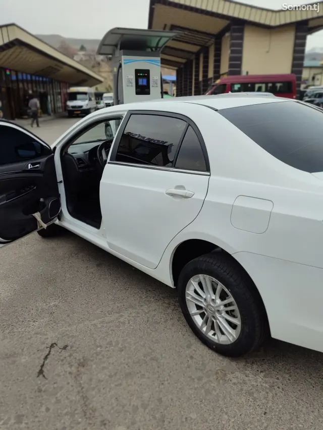 BYD E5 2019 · AT