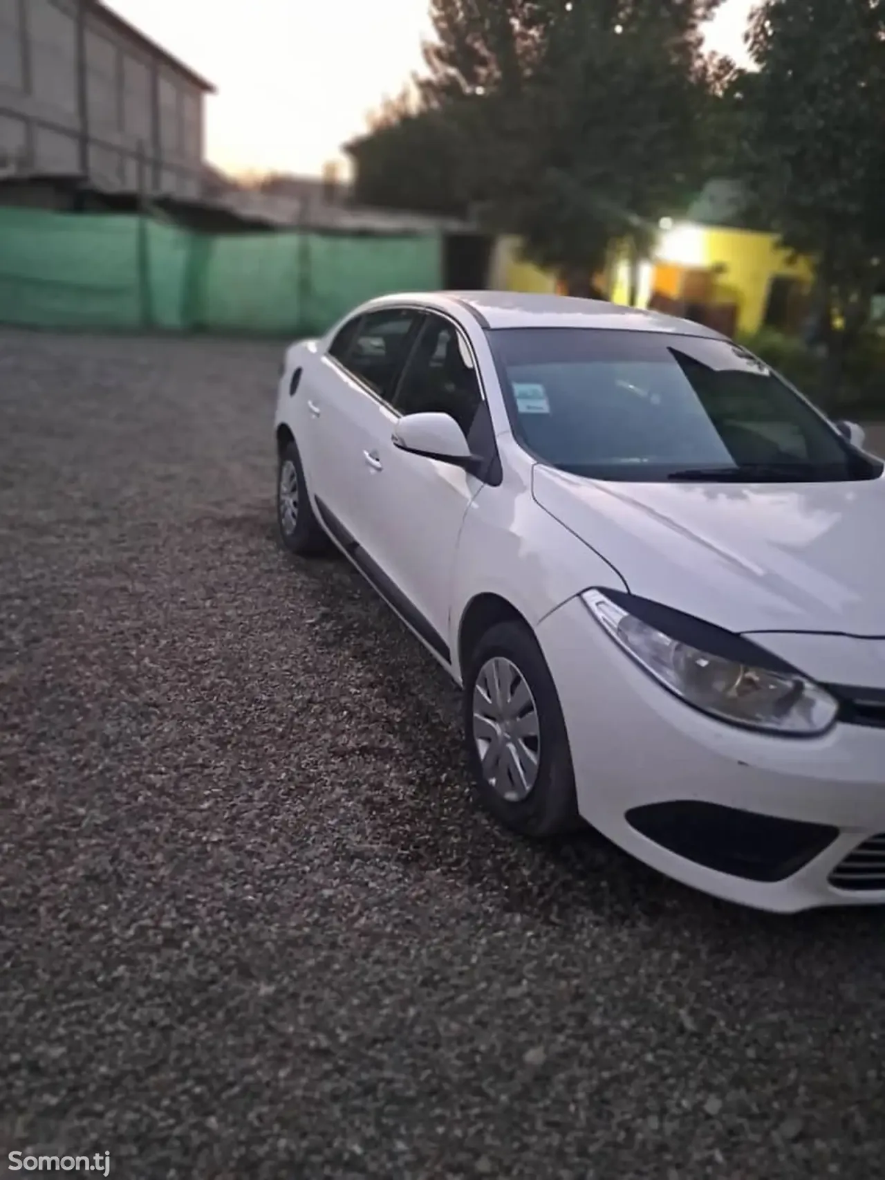 Renault Fluence 2015 · 2.0 MT