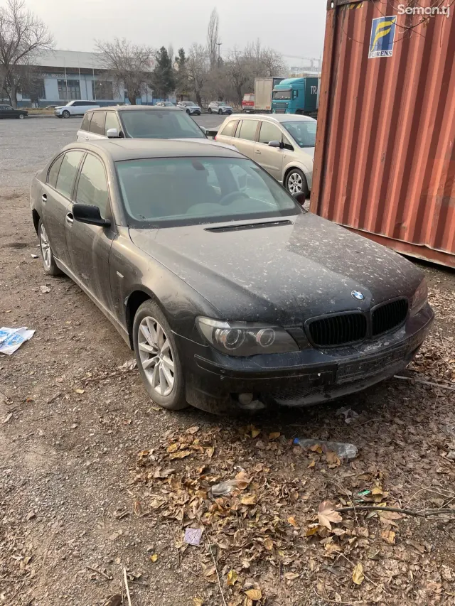 BMW 7 series 2003 · 4.4 AT