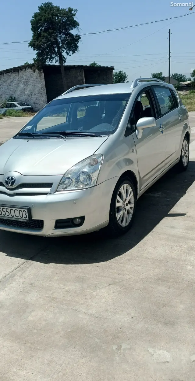 Toyota Verso 2006 · 1.8 MT