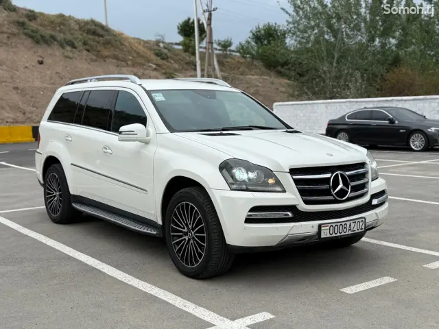 Mercedes-Benz GLS 2012 · 3.5 AT