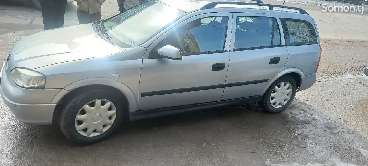 Opel Astra G 2000 · 1.6 MT