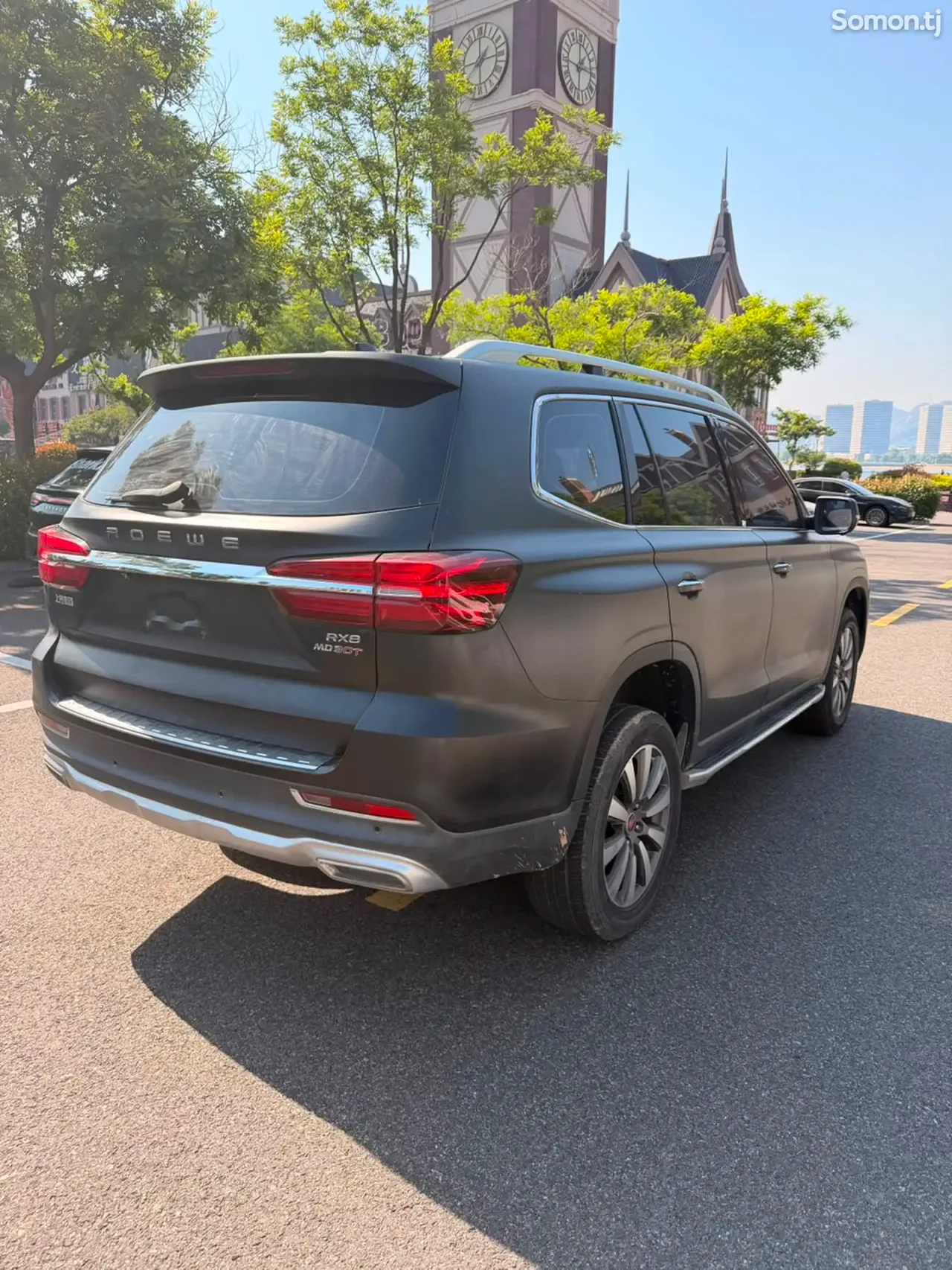 Roewe RX8 2018 · 2.0 AT
