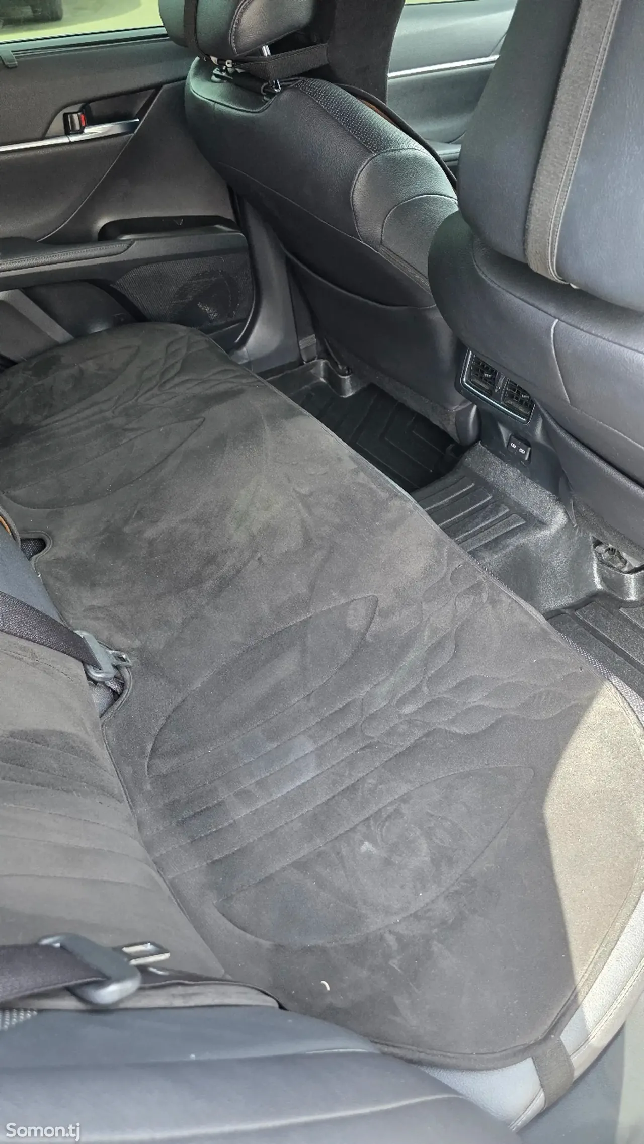 Toyota Camry 2024 · 2.5 AT