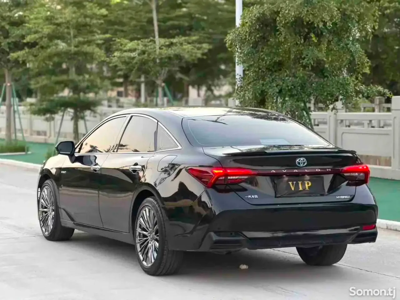 Toyota Avalon 2021 · 2.5 AT
