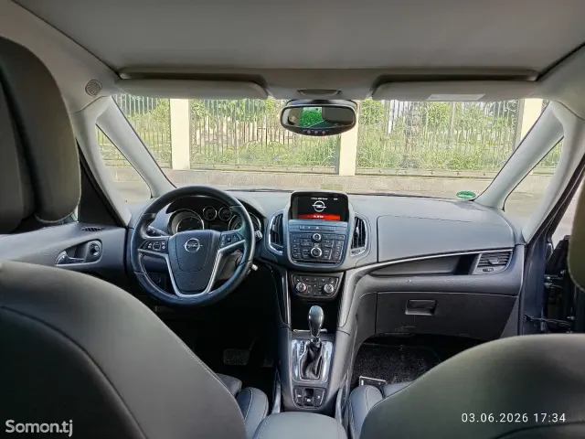 Opel Zafira 2016 · 2.0 AT