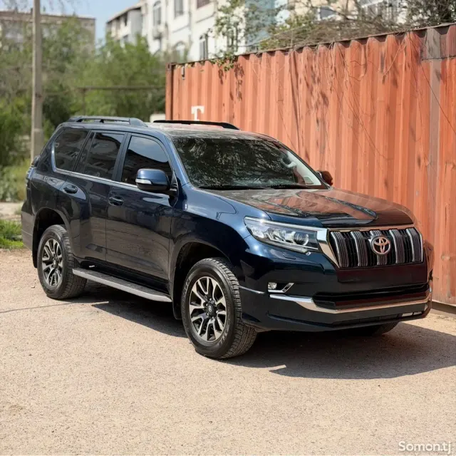 Toyota Land Cruiser Prado 2020 · 2.8 AT