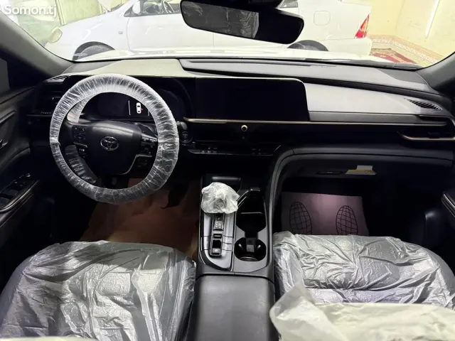 Toyota Crown 2023 · 2.5 AT