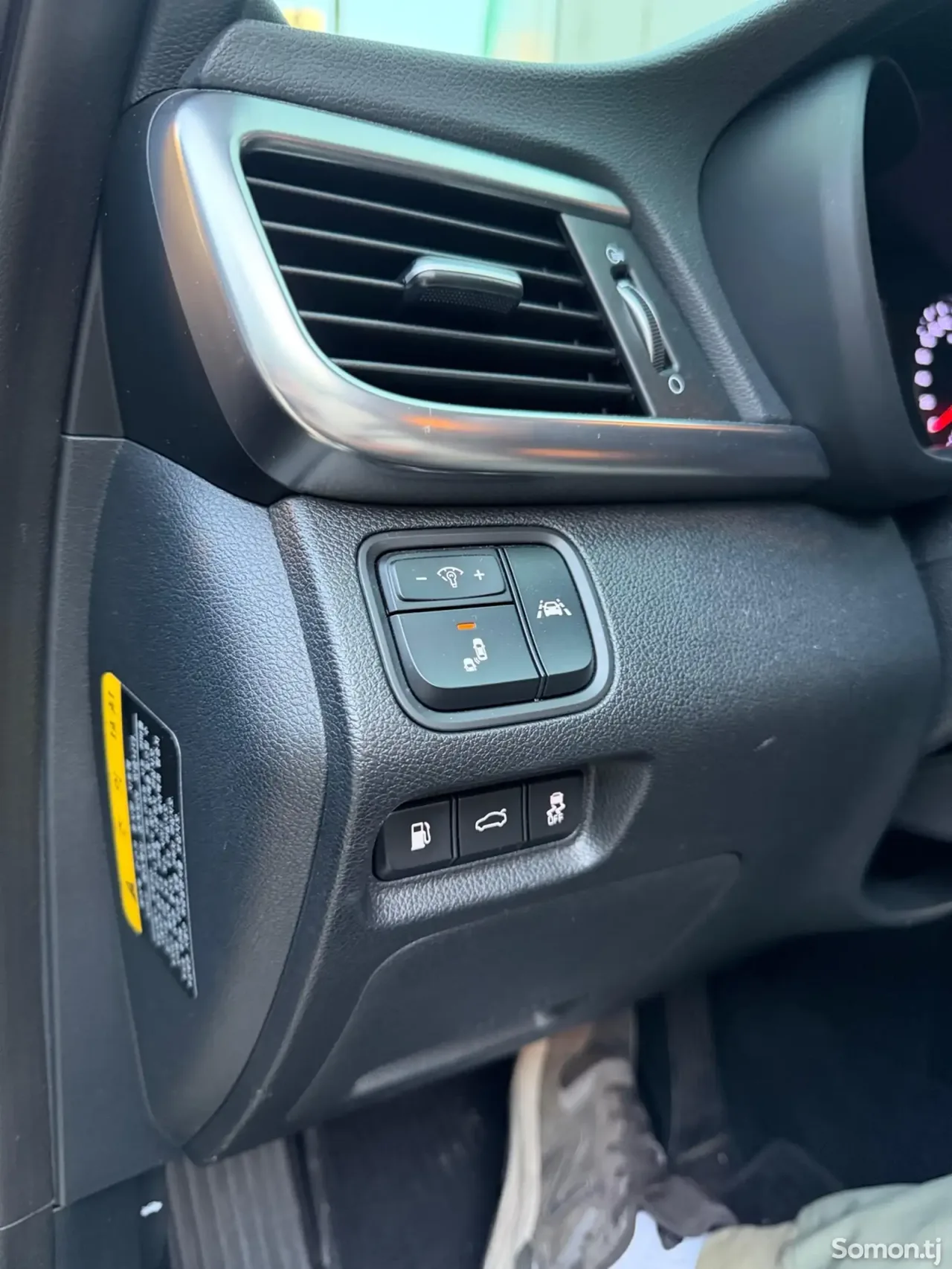 Kia K5 2015 · 2.0 AT