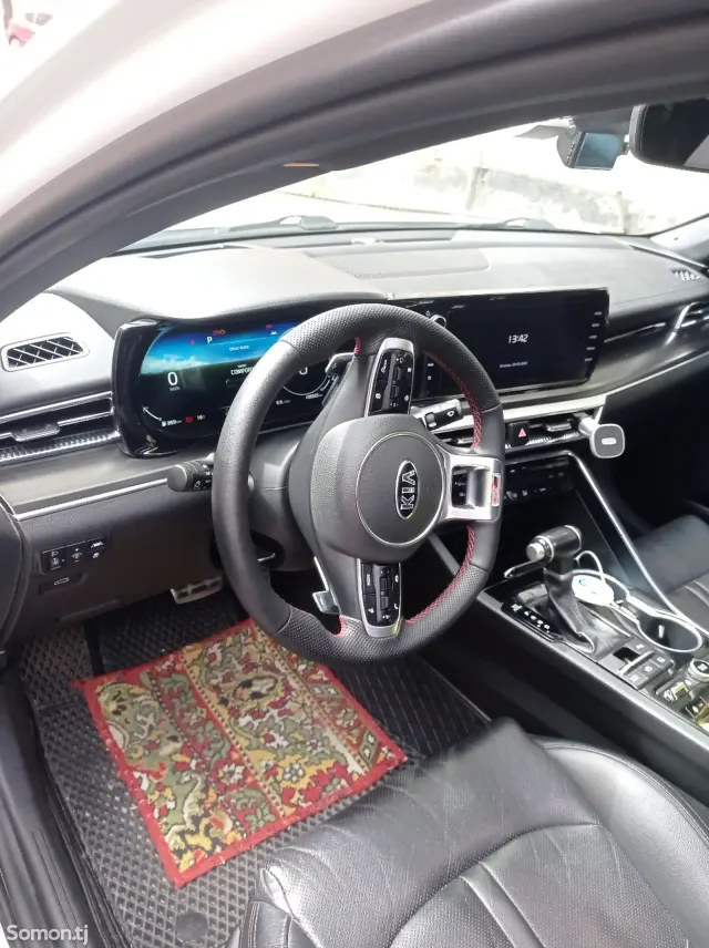 Kia K5 2020 · 2.5 AT