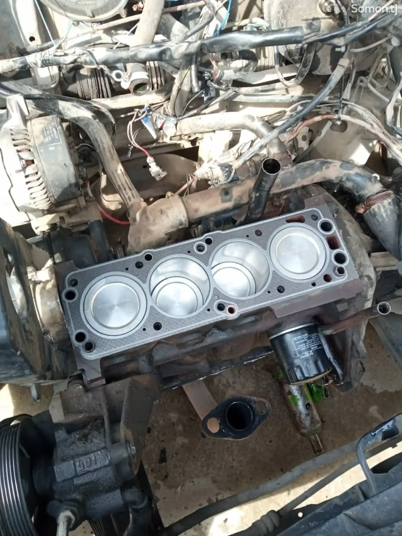 Opel Vectra A 1990 · 1.6 MT