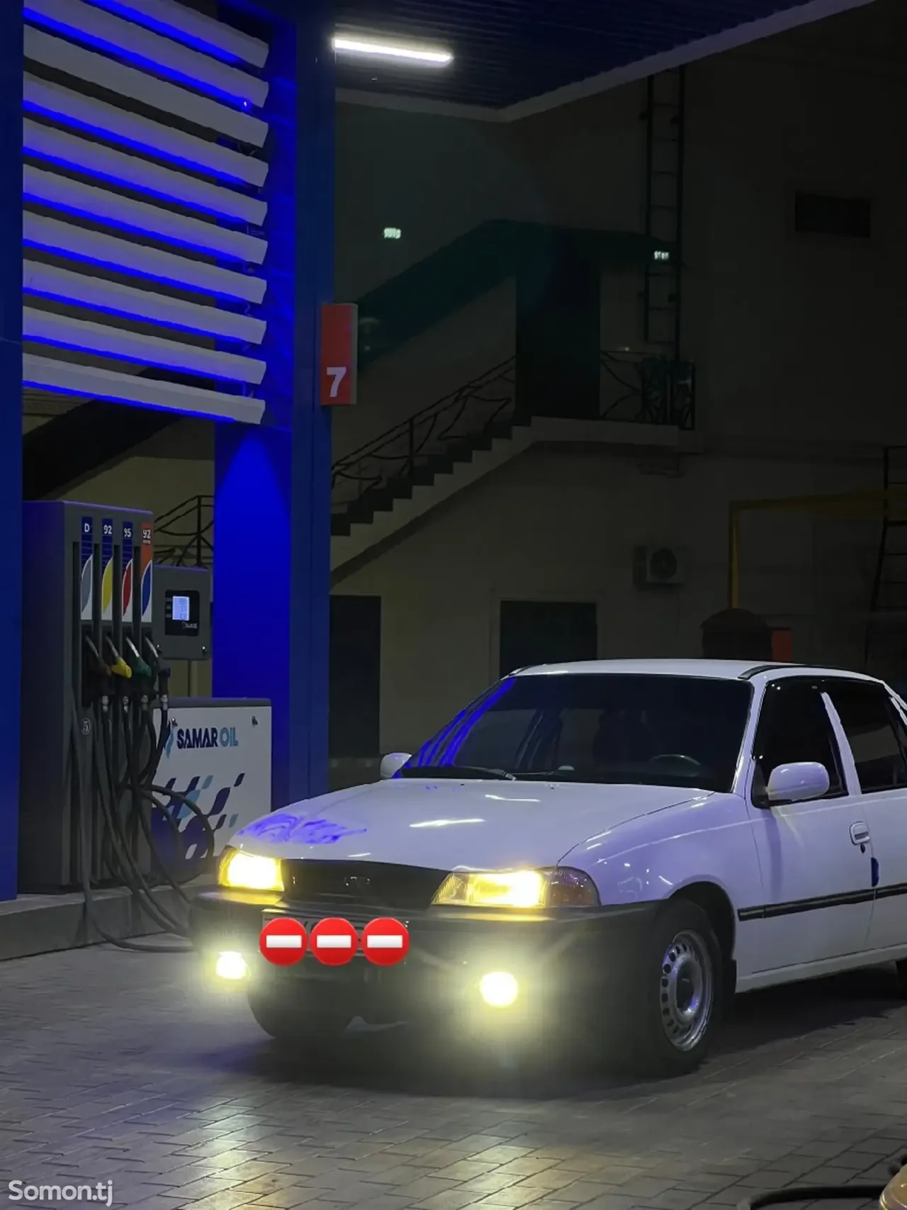 Daewoo Nexia 1995 · 1.6 MT