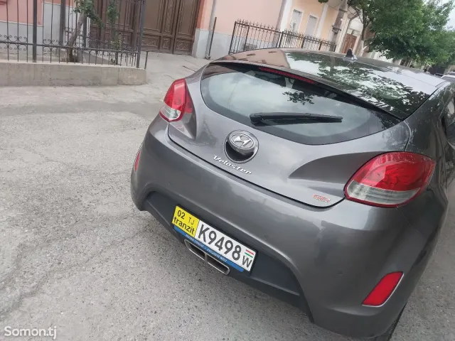 Hyundai Veloster 2012 · 1.6 AT