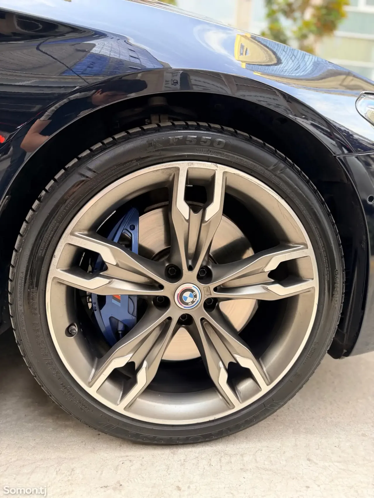BMW 5 series 2023 · 4.4 AT