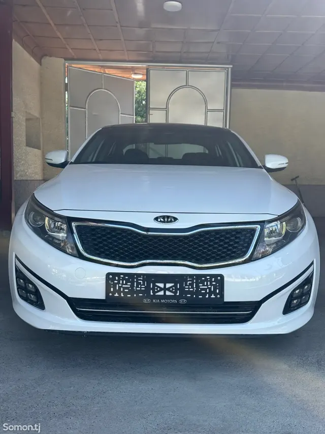 Kia K5 2015 · 2.0 AT