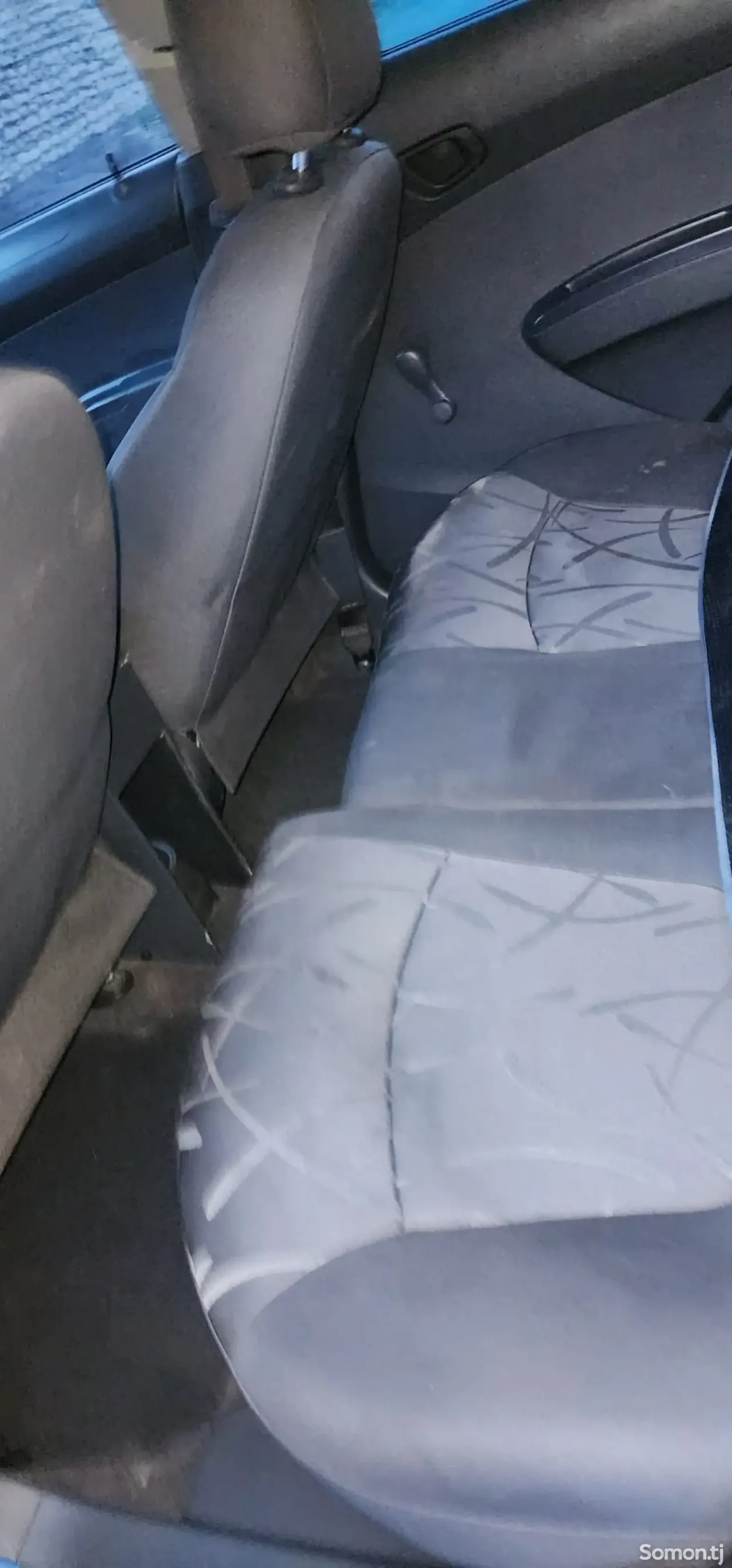 Chevrolet Spark 2014 · 1.0 AT