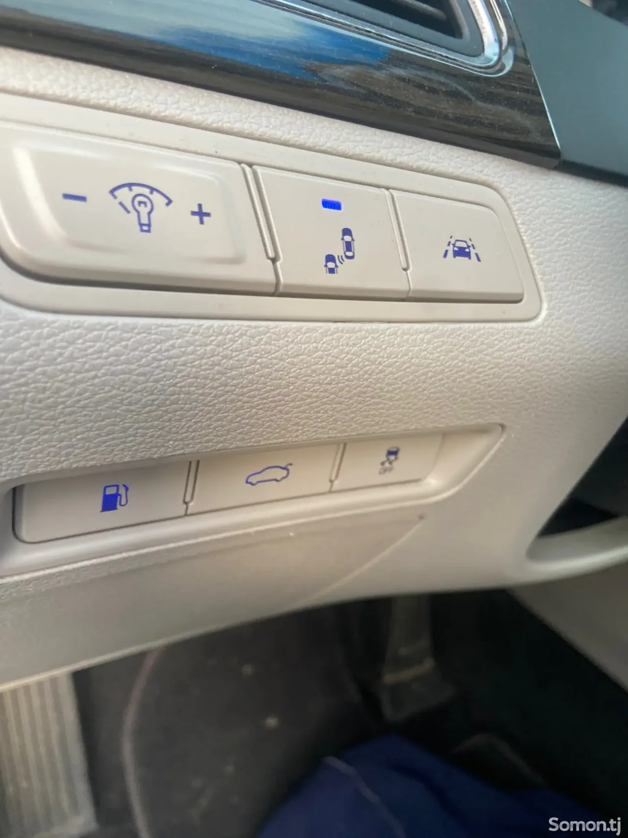 Hyundai Sonata 2017 · 2.4 AT