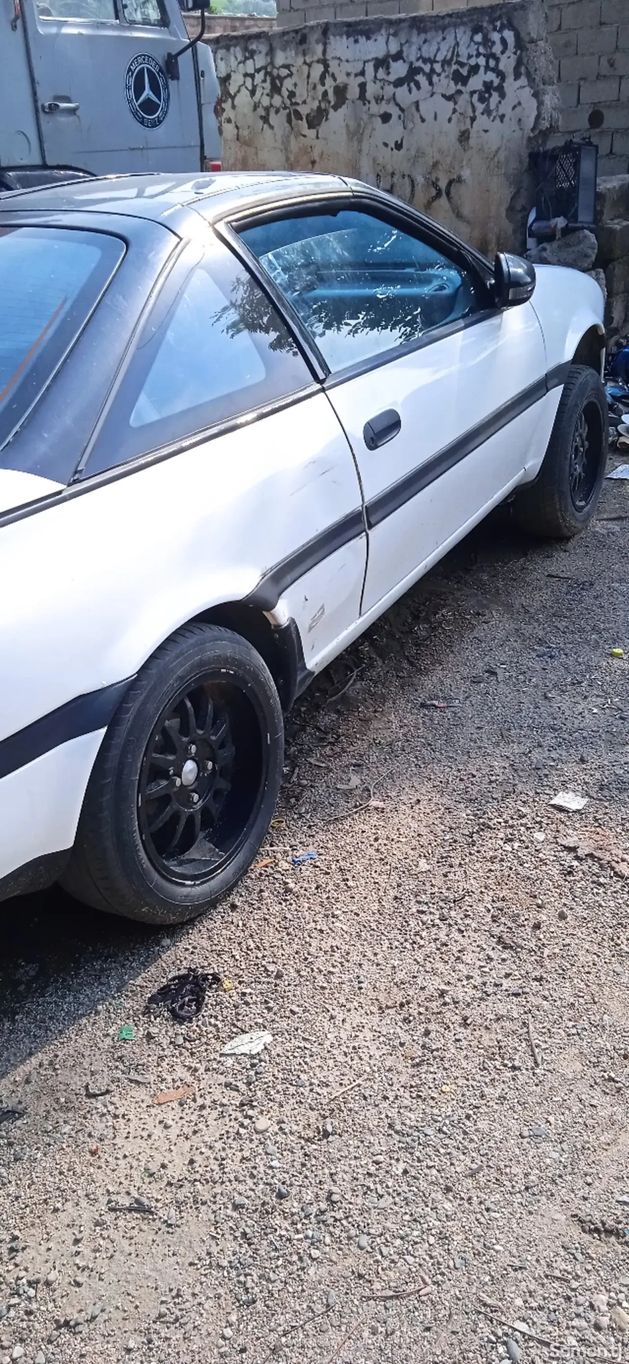 Nissan 100 NX 2000 · 1.8 MT
