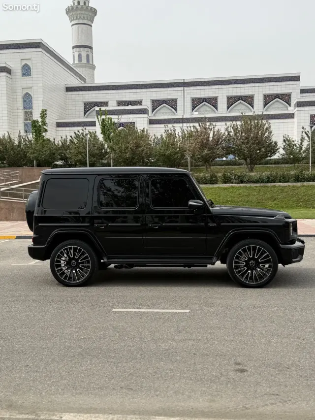 Mercedes-Benz G class 2022 · 6.3 AT