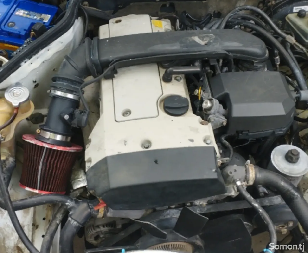 Mercedes-Benz W201 1992 · 1.8 MT