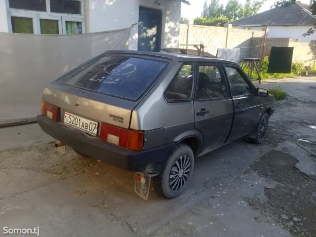 Lada (ВАЗ) 2109 2003 · 1.5 MT
