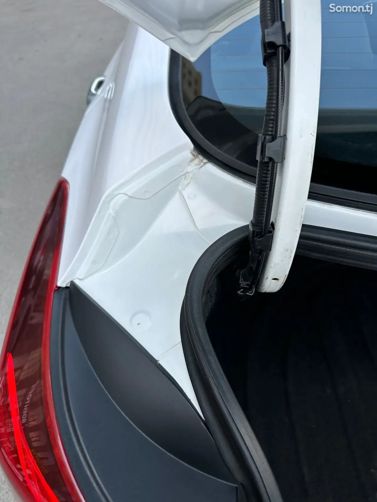 Hyundai Avante 2014 · 1.6 AT