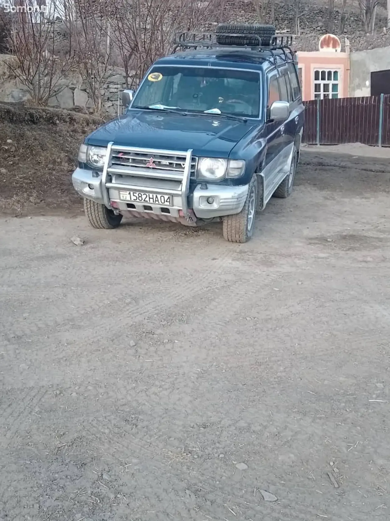 Mitsubishi Pajero Sport 2002 · 2.3 MT