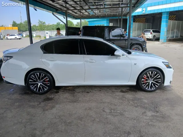 Lexus GS series 2013 · 3.5 AT