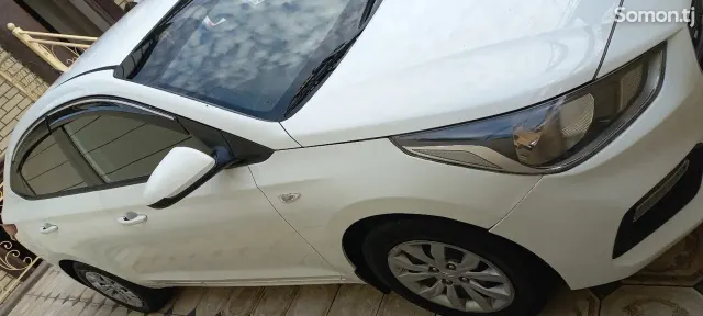 Hyundai Accent 2019 · 1.6 AT