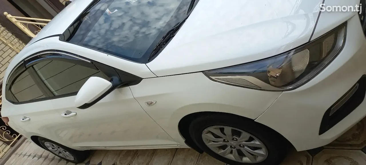 Hyundai Accent 2019 · 1.6 AT