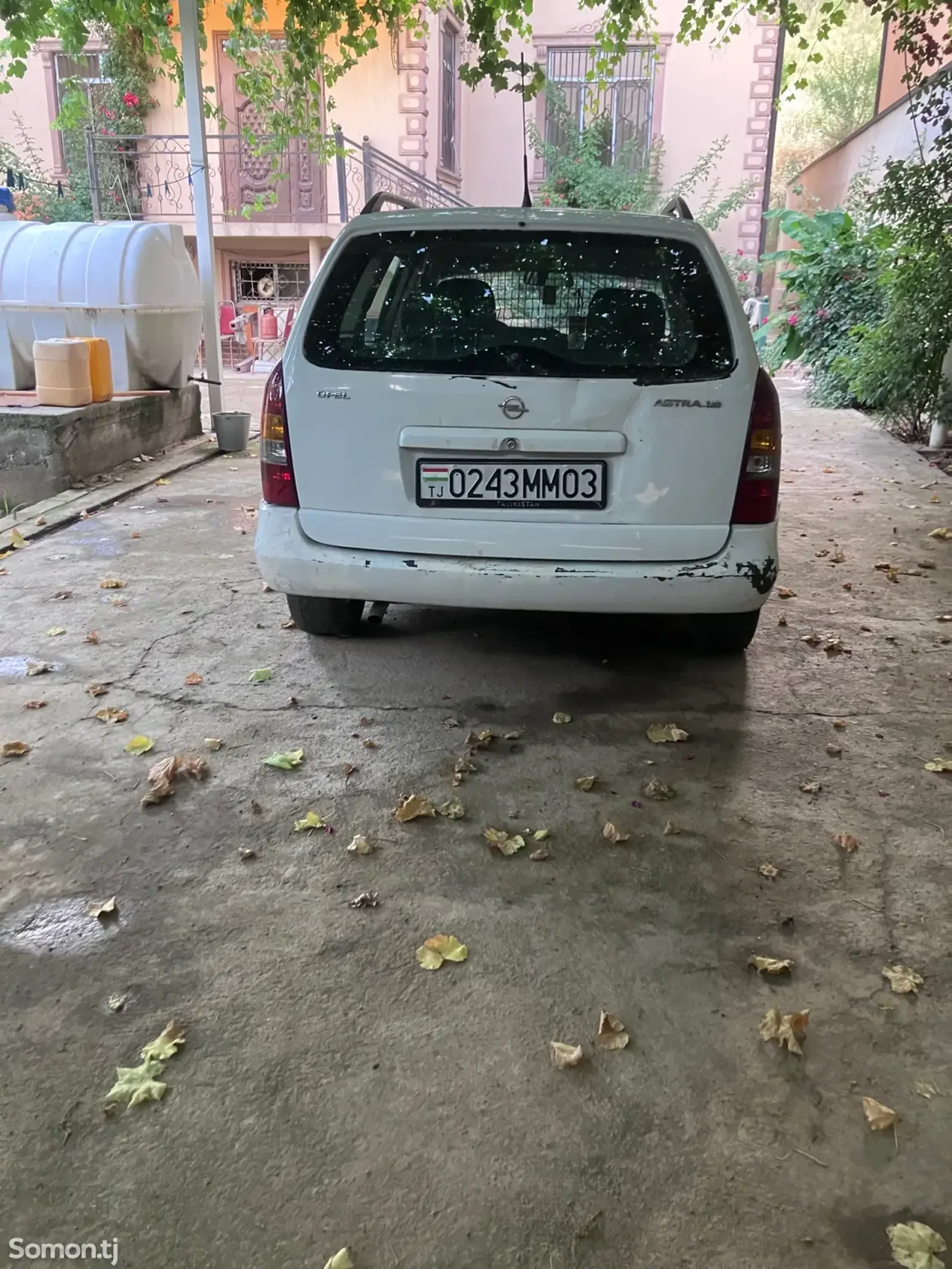 Opel Astra G 1999 · 1.6 MT