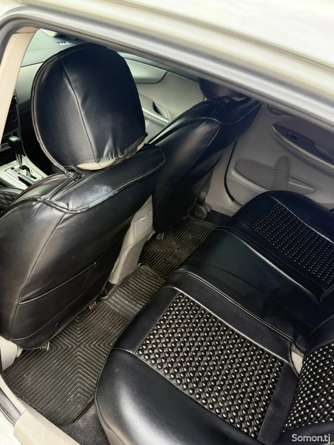Toyota Corolla 2013 · 1.8 AT