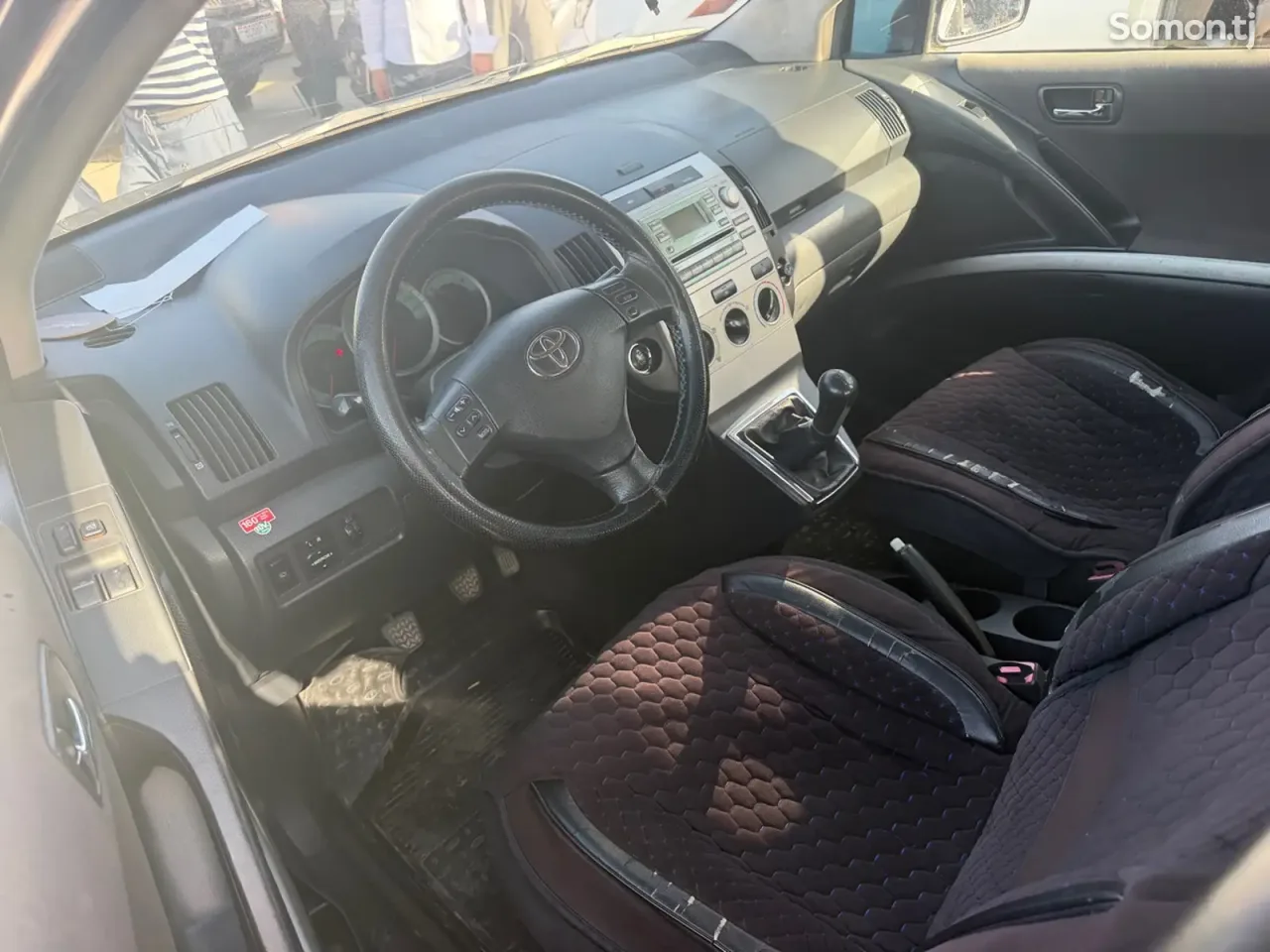 Toyota Corolla Verso 2006 · 1.8 MT