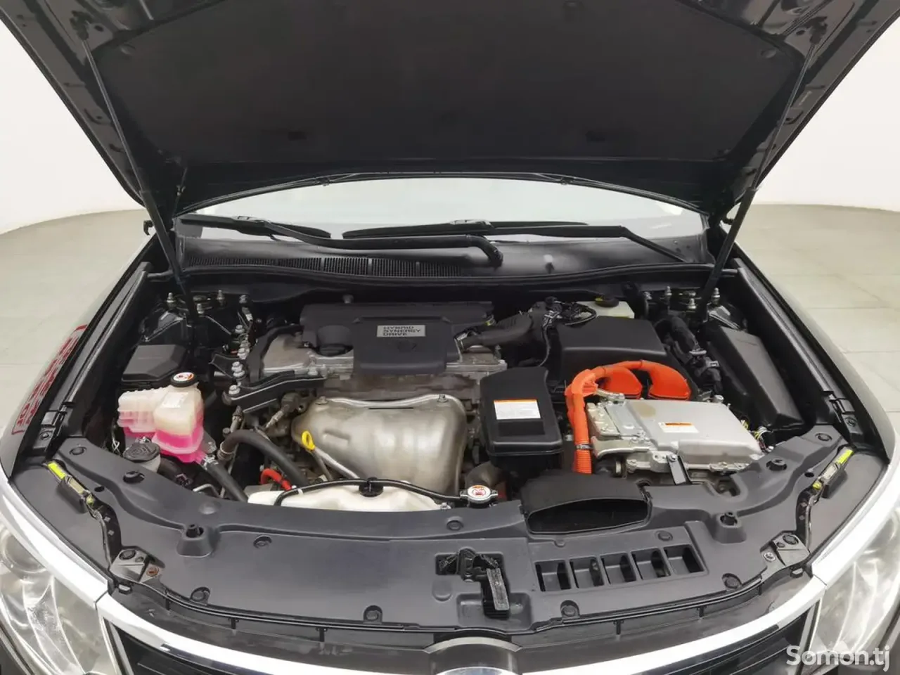 Toyota Camry 2016 · 2.5 AT