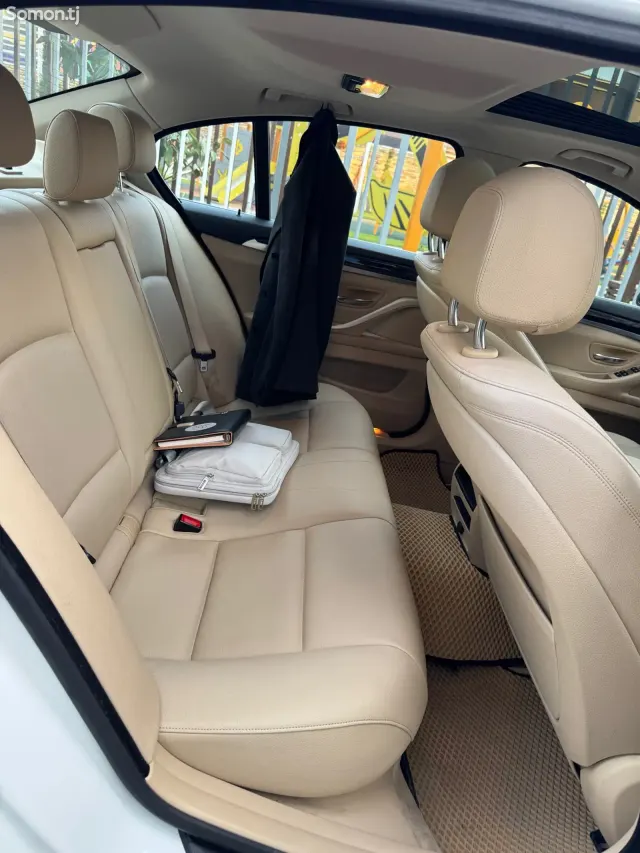 BMW 5 series 2014 · 2.0 AT