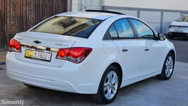Chevrolet Cruze 2014 · 1.7 AT
