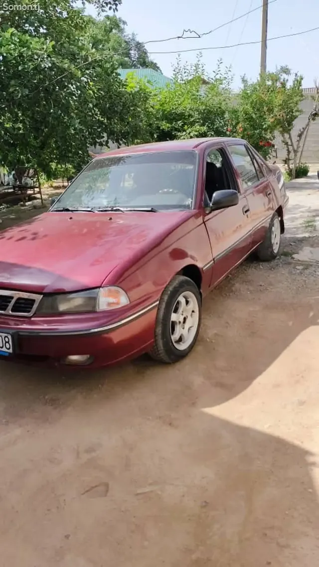 Daewoo Nexia 1996 · 1.6 MT